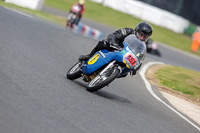 Vintage-motorcycle-club;eventdigitalimages;mallory-park;mallory-park-trackday-photographs;no-limits-trackdays;peter-wileman-photography;trackday-digital-images;trackday-photos;vmcc-festival-1000-bikes-photographs